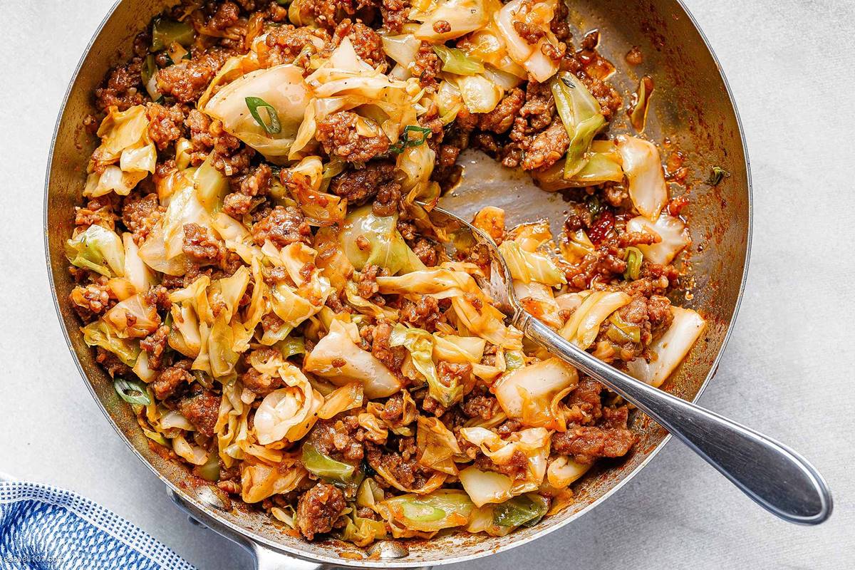 how-to-cook-cabbage-and-sausage