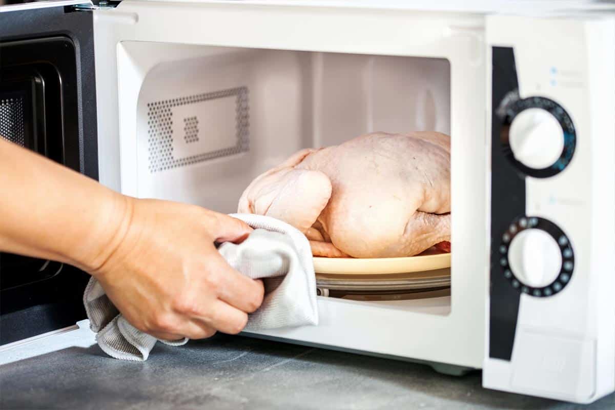 how-to-cook-chicken-in-a-microwave