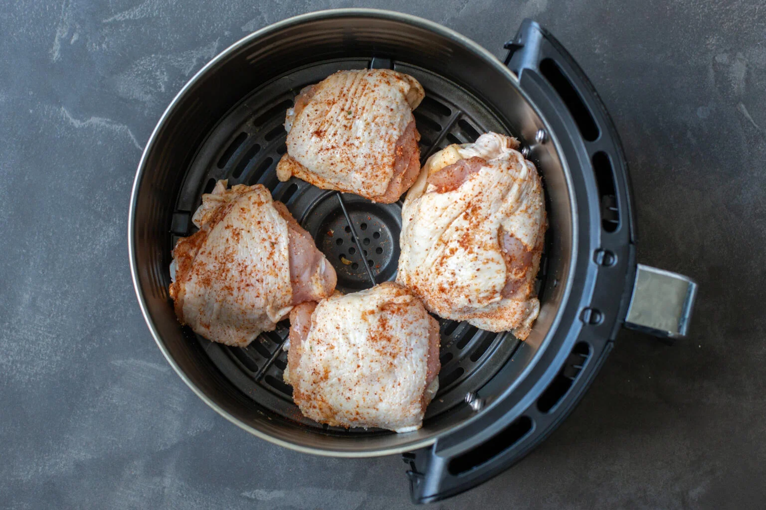 how-to-cook-chicken-thigh-in-air-fryer