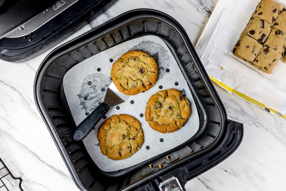how-to-cook-cookie-dough-in-air-fryer