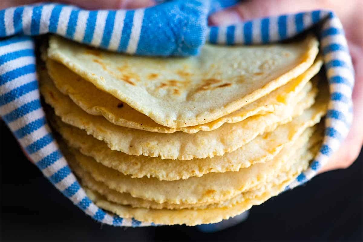 how-to-cook-corn-tortillas-for-tacos