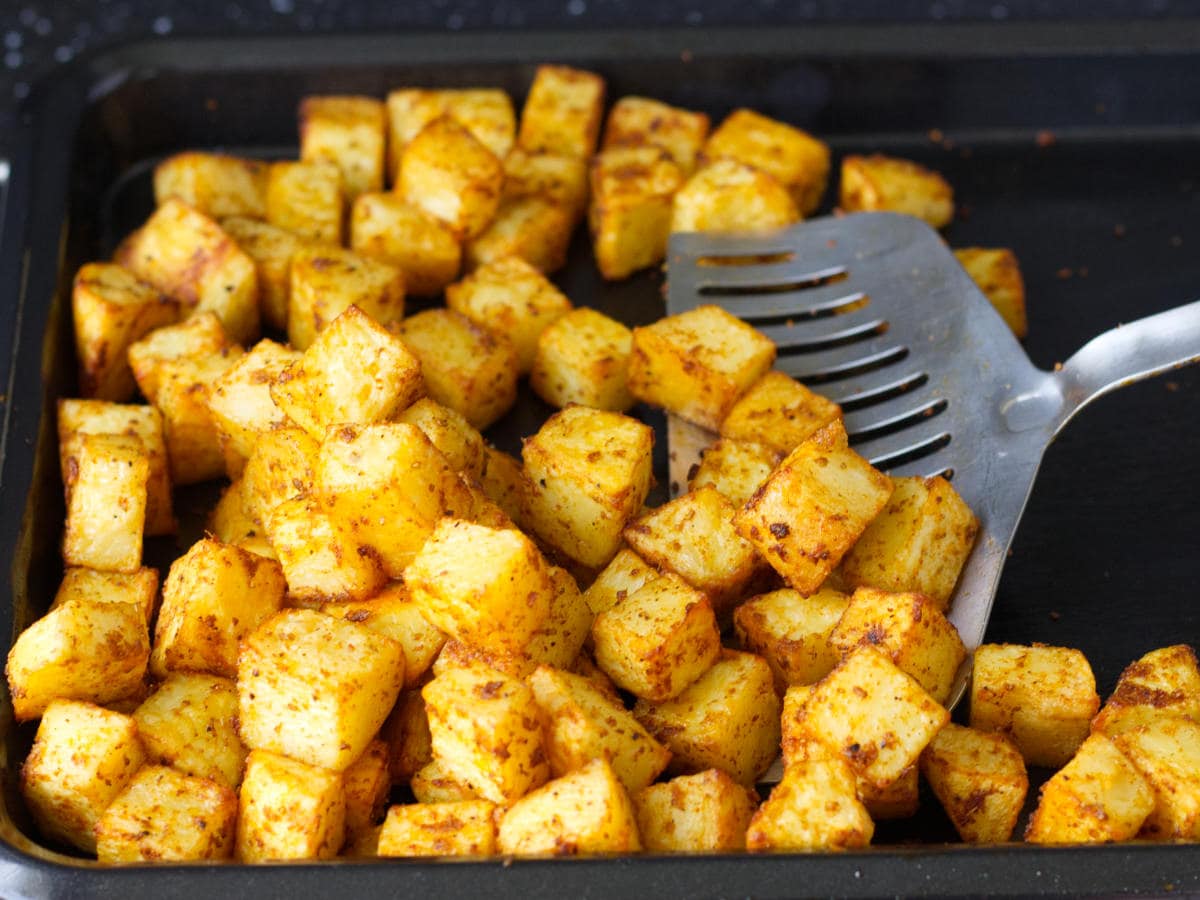 how-to-cook-diced-potatoes-in-the-oven