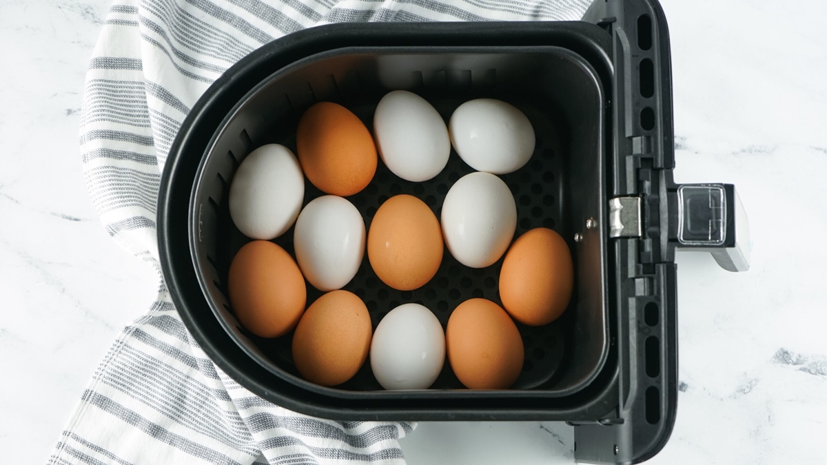 how-to-cook-egg-in-air-fryer