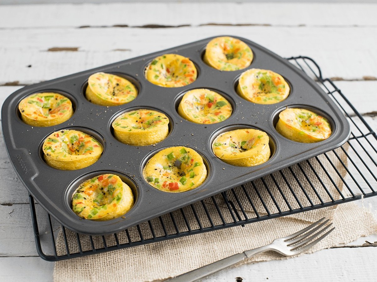 how-to-cook-eggs-in-a-muffin-tin