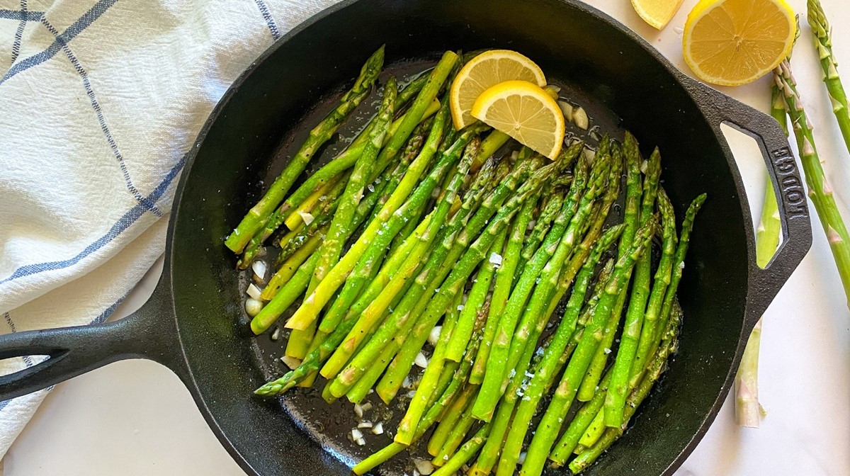 how-to-cook-fresh-asparagus-stovetop