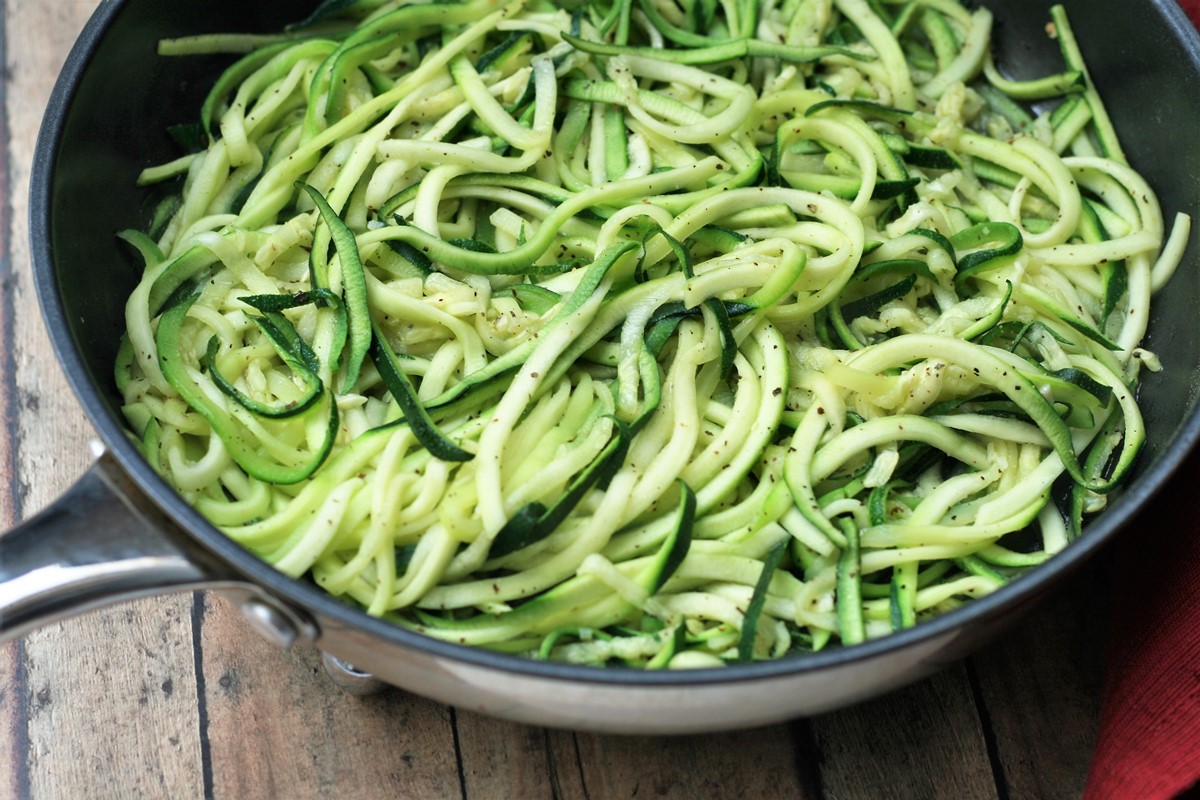 how-to-cook-fresh-zucchini-noodles