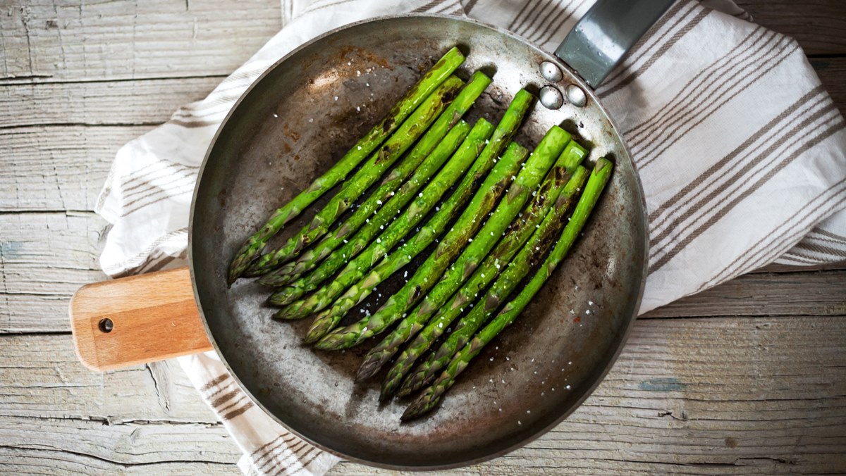 how-to-cook-frozen-asparagus-in-a-pan