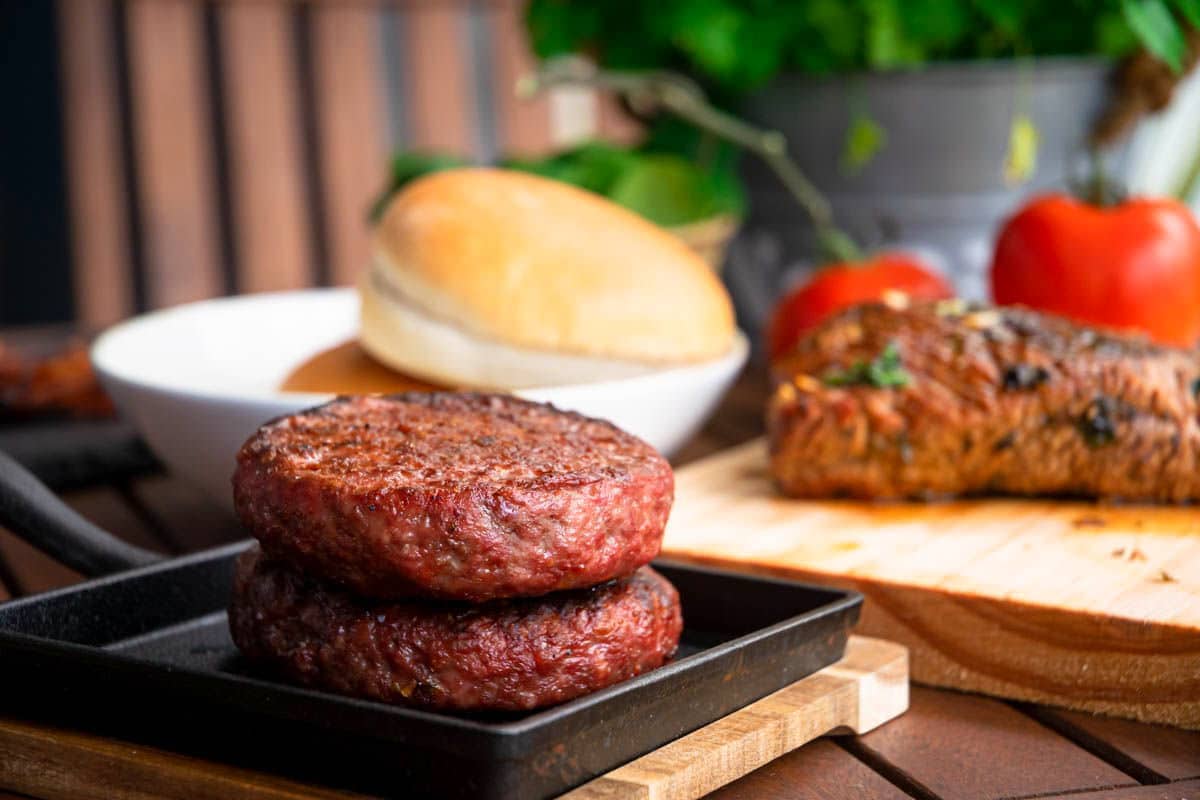 how-to-cook-frozen-burger-in-pan