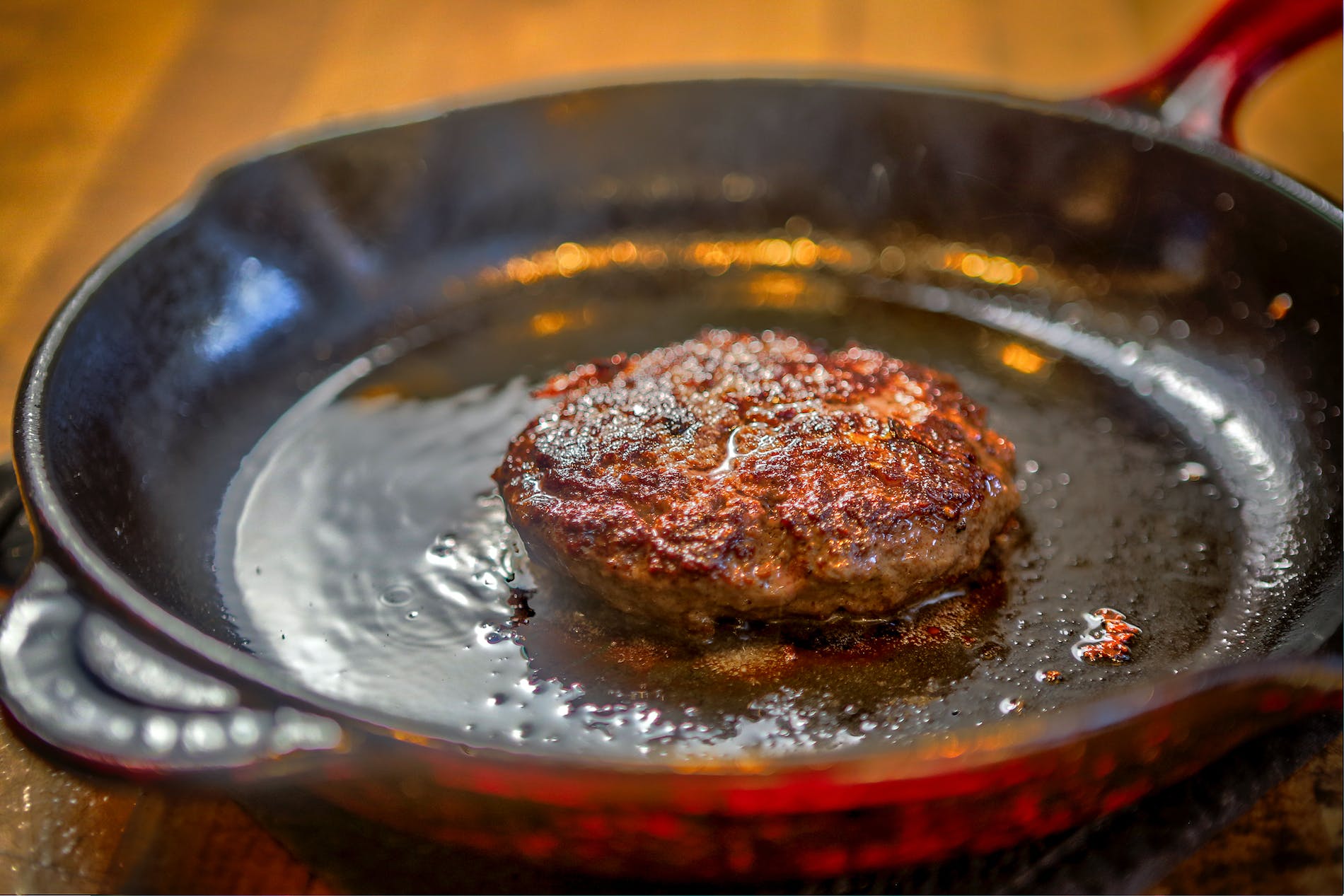 How to Grill a Burger with a Cast Iron Skillet