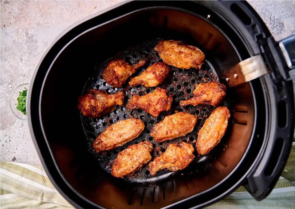 Cooking frozen chicken in air outlet fryer