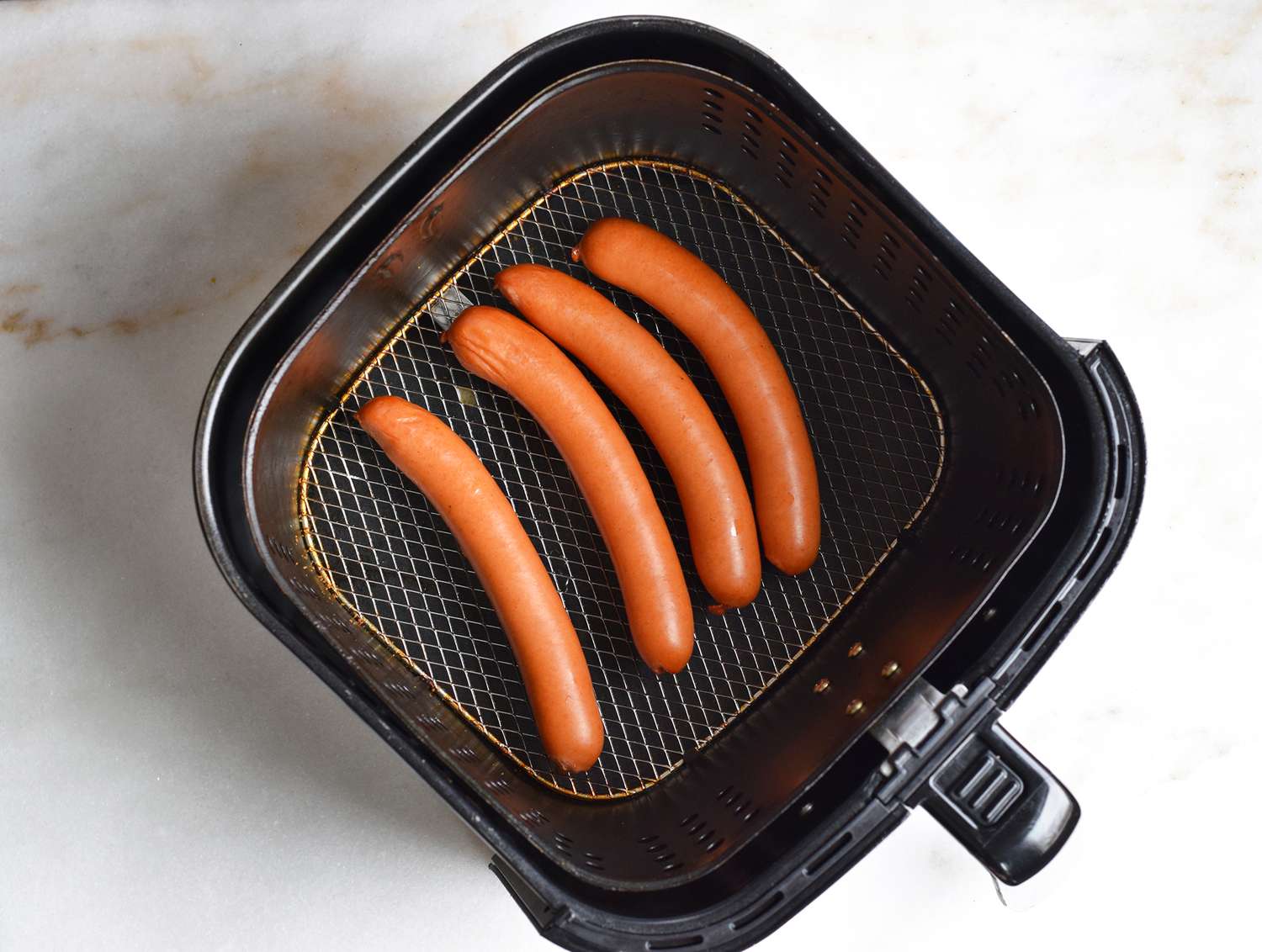 how-to-cook-frozen-hot-dogs-in-air-fryer