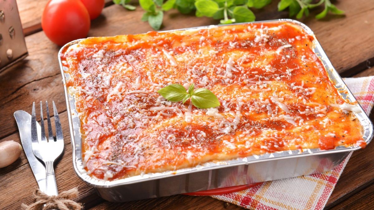 how-to-cook-frozen-lasagna-in-the-oven