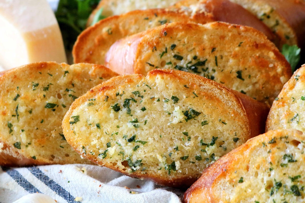 how-to-cook-garlic-bread-without-an-oven