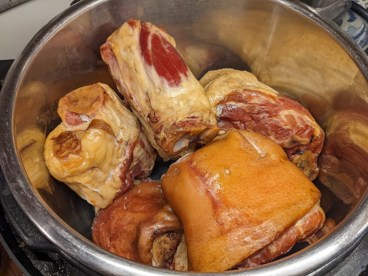 how-to-cook-ham-hocks-in-pressure-cooker