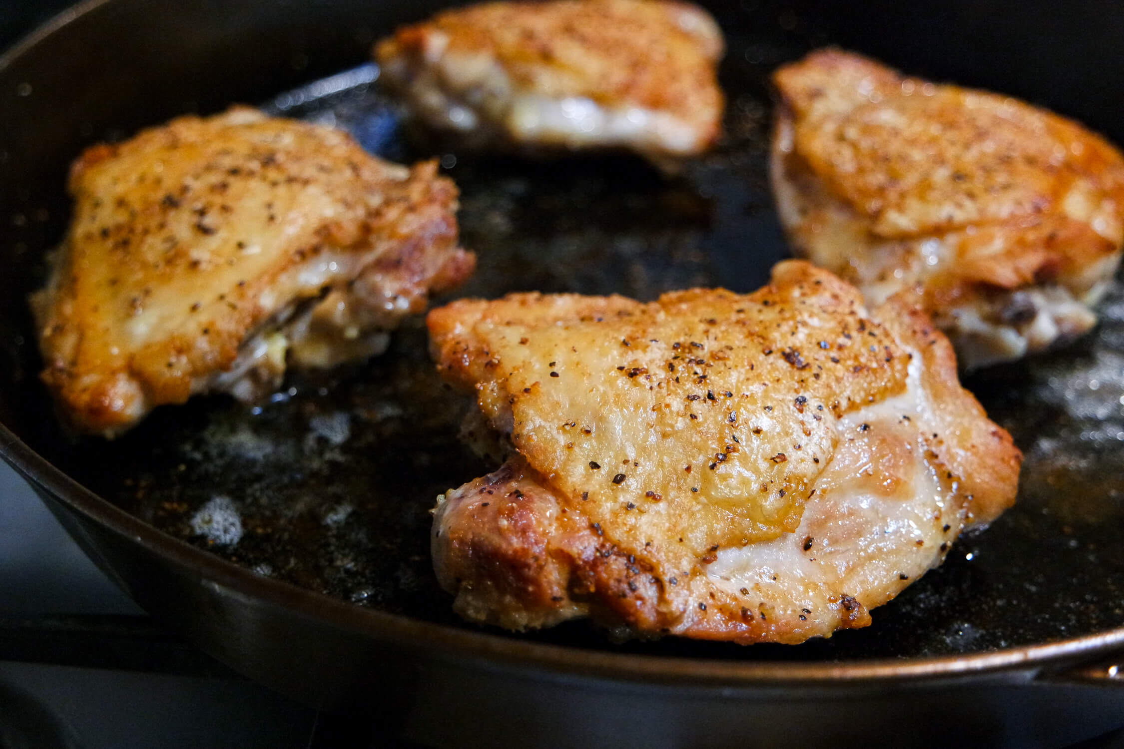 how-to-cook-juicy-chicken-thighs