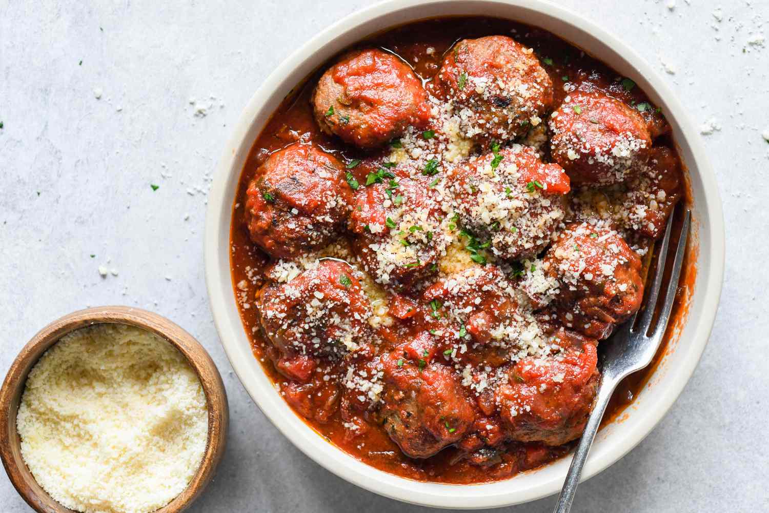how-to-cook-meatballs-in-sauce