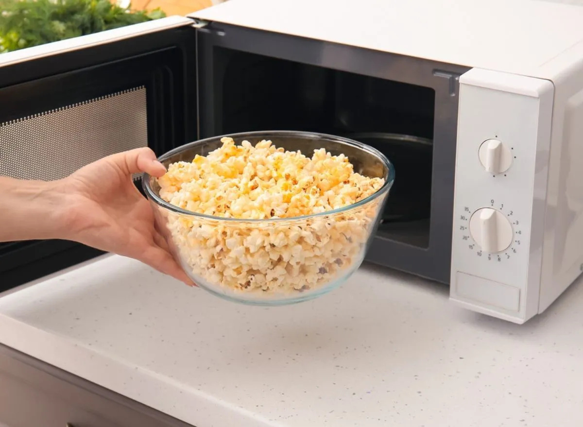 How to Cook in a Microwave Oven