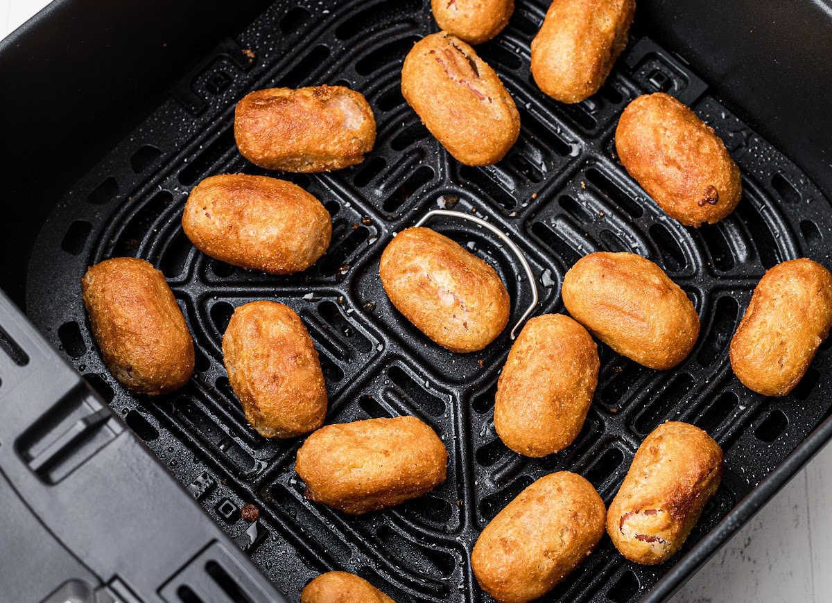 how-to-cook-mini-corn-dogs-in-air-fryer