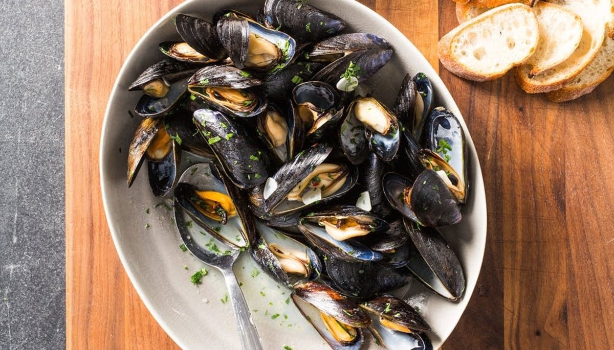 how-to-cook-mussels-with-white-wine