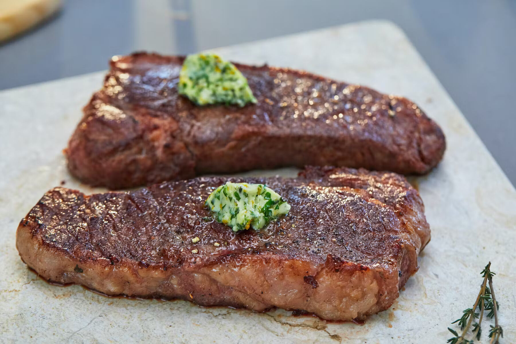 how-to-cook-new-york-strip-steak-in-the-oven-only