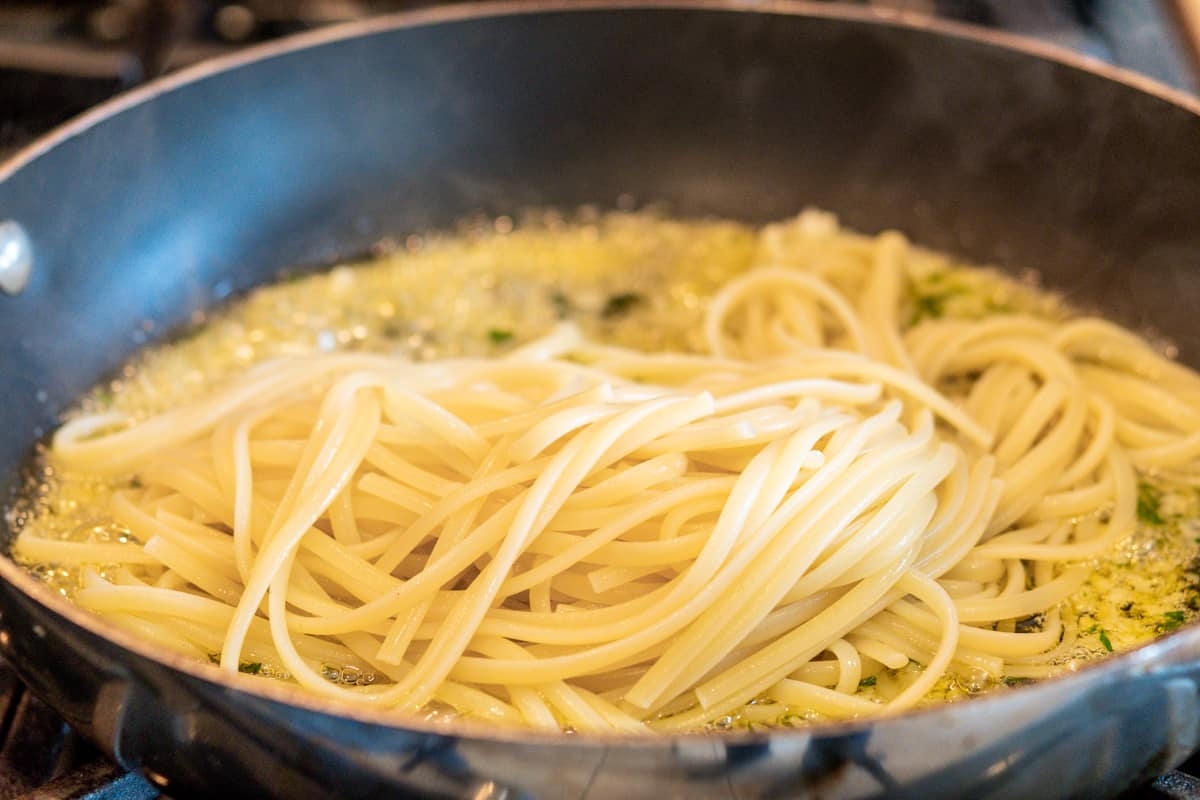 how-to-cook-noodles-on-the-stove