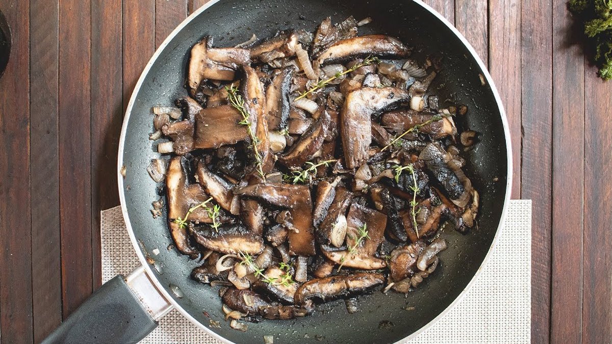 how-to-cook-portobello-mushrooms-in-a-pan