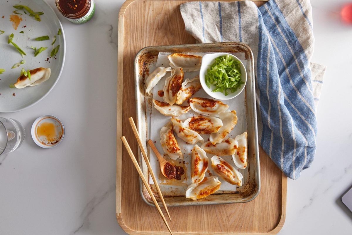 how-to-cook-pot-stickers-in-the-oven