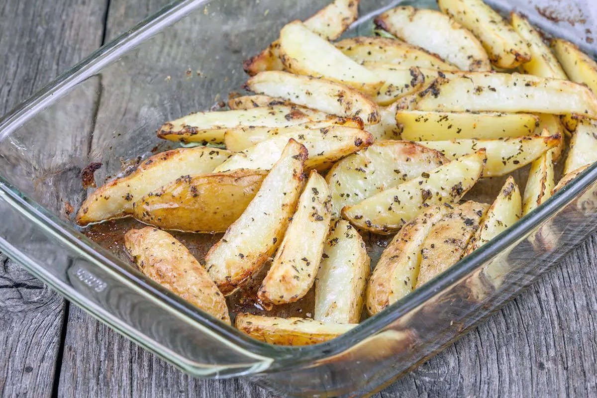 how-to-cook-potato-wedges-in-oven
