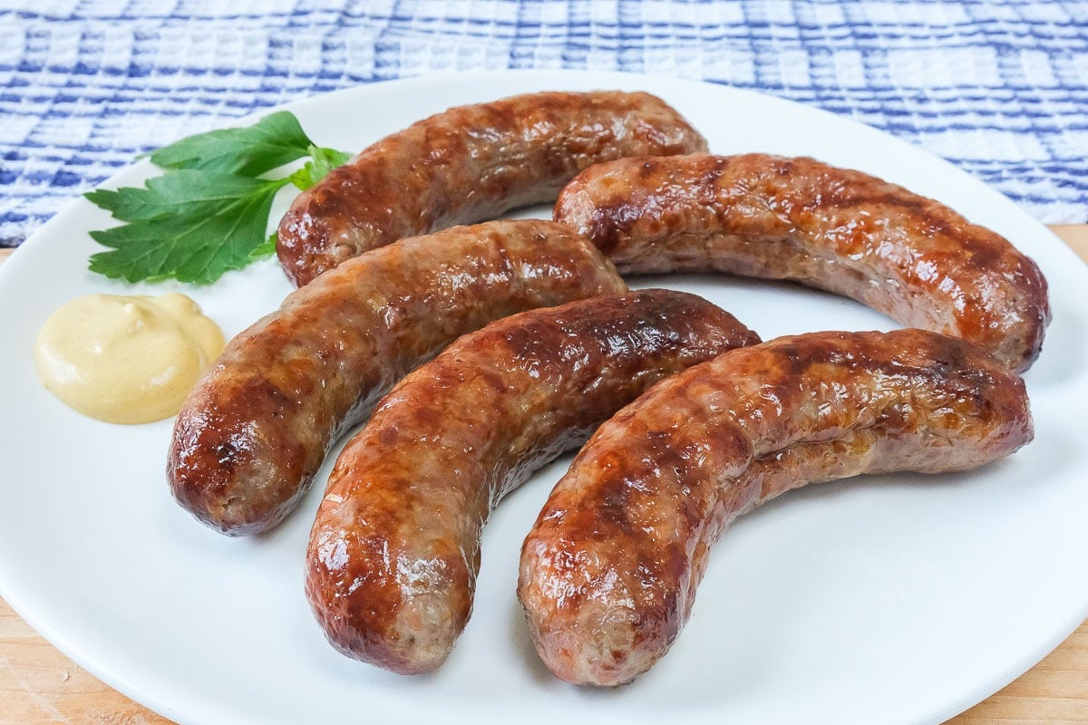 how-to-cook-pre-cooked-brats-in-an-air-fryer