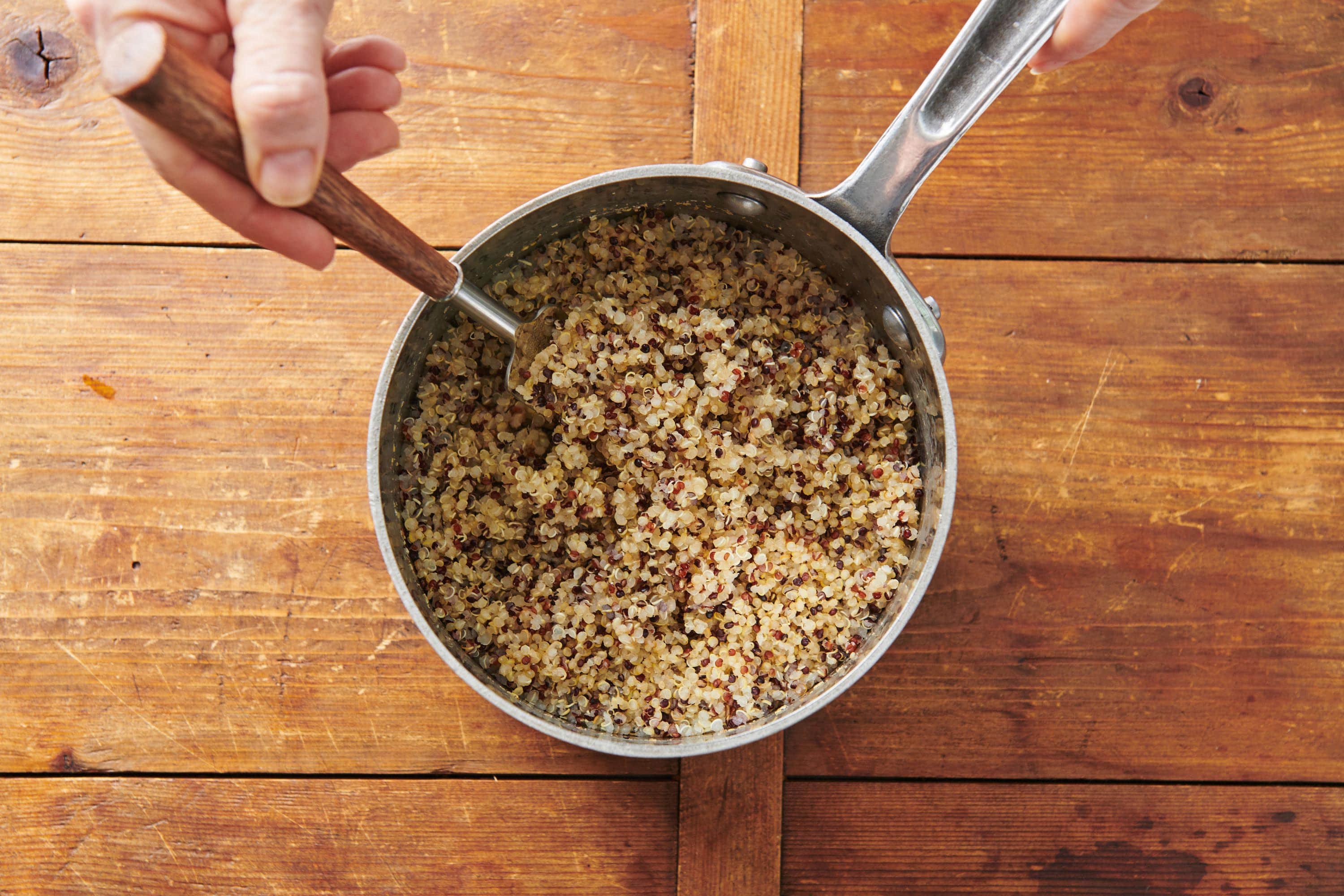 Киноа при варке. Как варить киноа в кастрюле на воде. Как варить киноа в кастрюле на воде. Как варить киноа в кастрюле на воде. Киноа со специями.