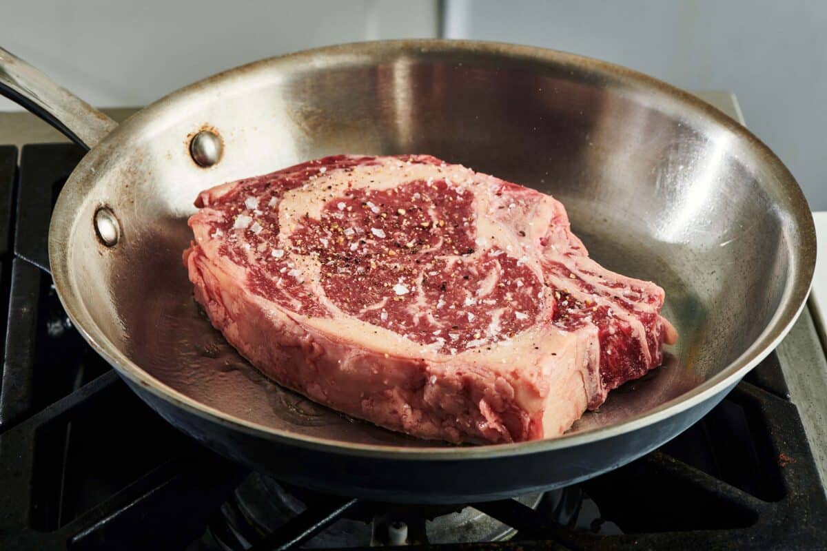 how-to-cook-ribeye-on-stove