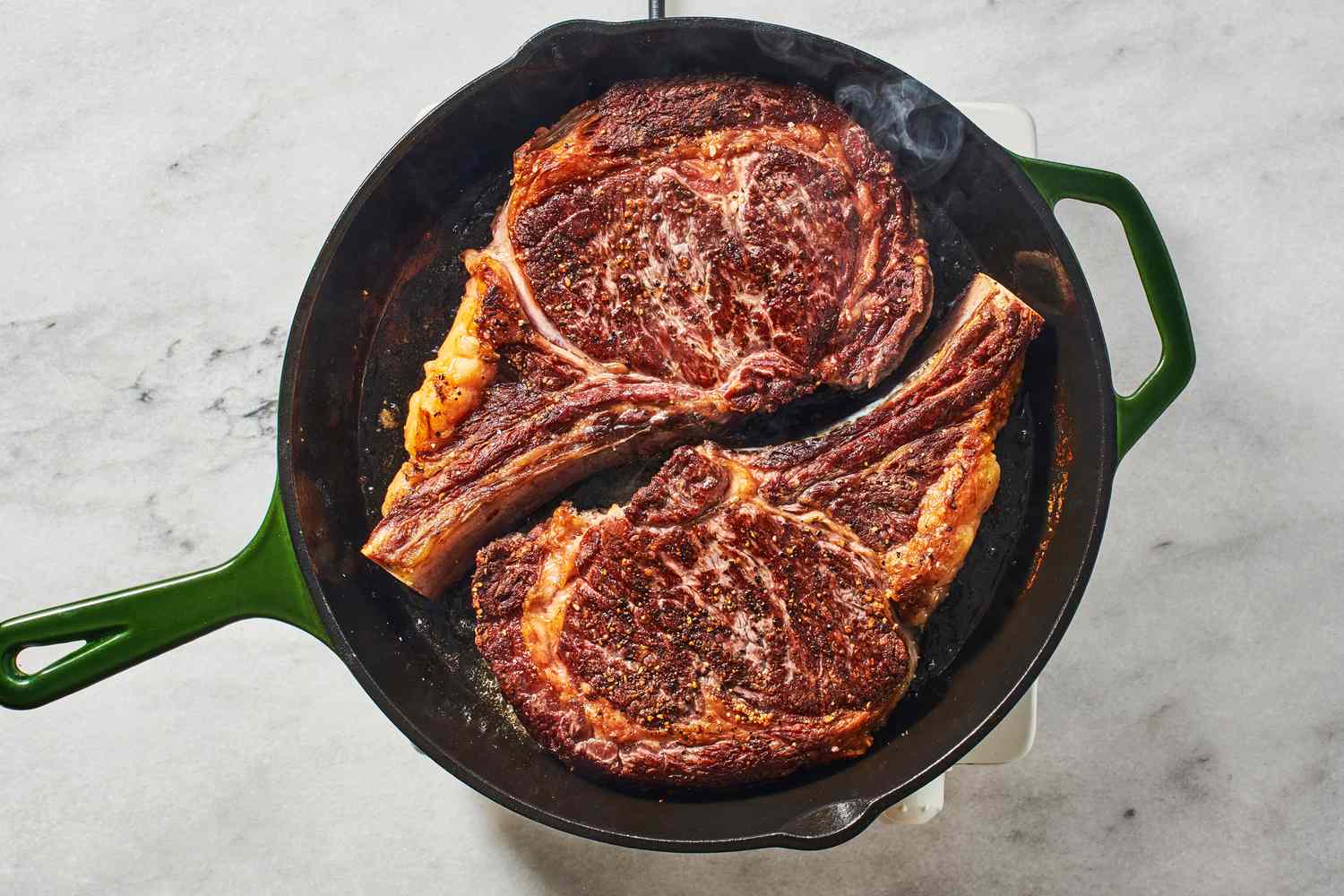 https://recipes.net/wp-content/uploads/2023/10/how-to-cook-ribeye-steak-on-stove-no-cast-iron-1696414525.jpeg