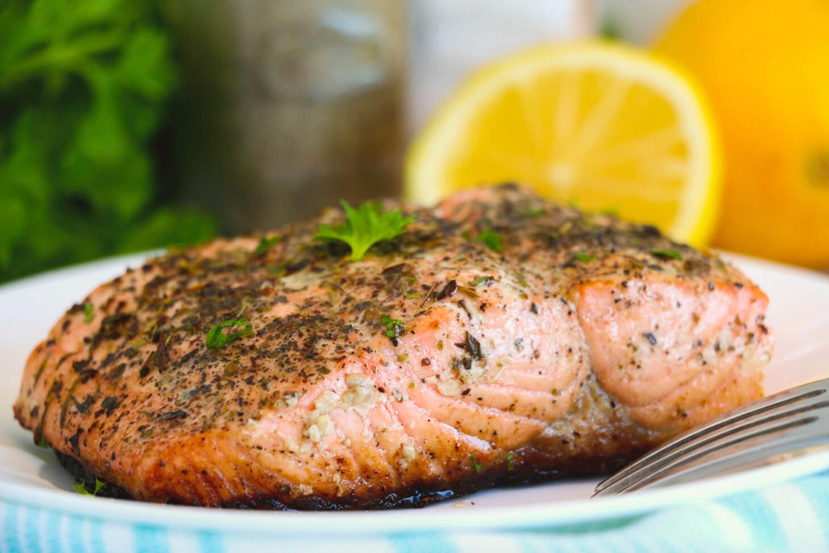 how-to-cook-salmon-in-cast-iron