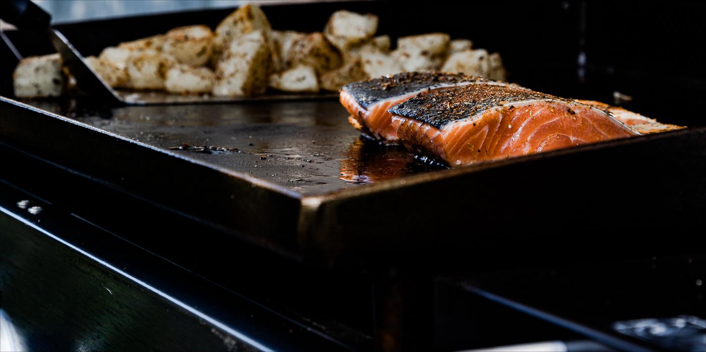 How To Cook Salmon On The Blackstone - Recipes.net