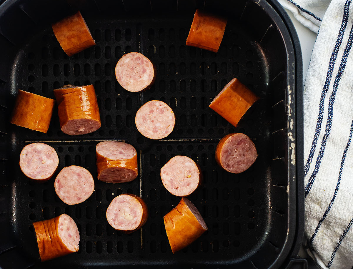 how-to-cook-smoked-sausage-in-air-fryer