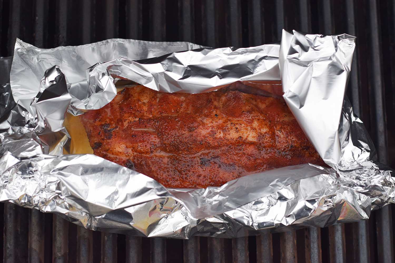 how-to-cook-spare-ribs-on-gas-grill-in-foil