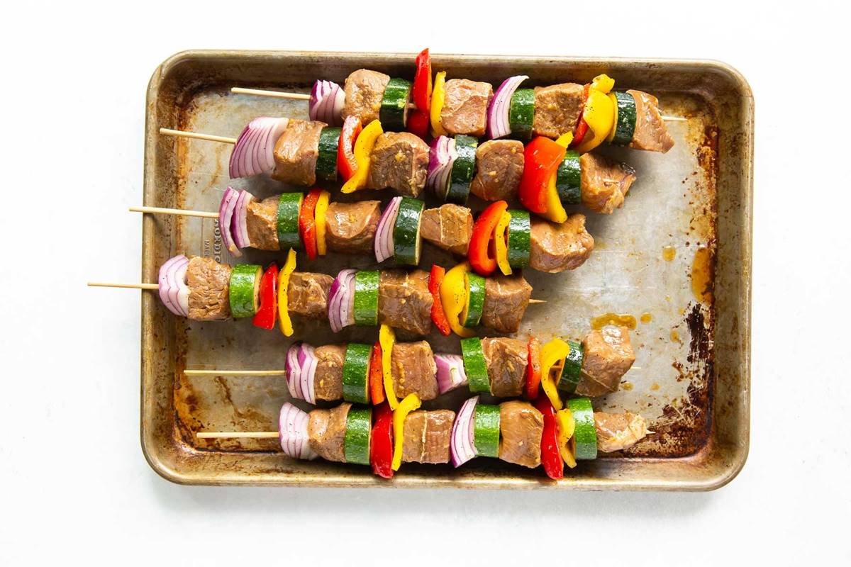 How to Cook Kabobs in the Oven