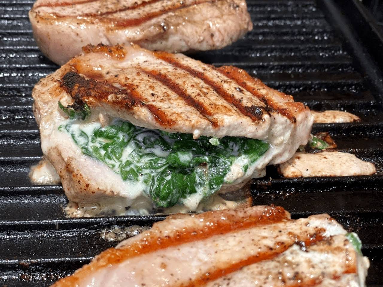 how-to-cook-stuffed-pork-chops-on-the-grill