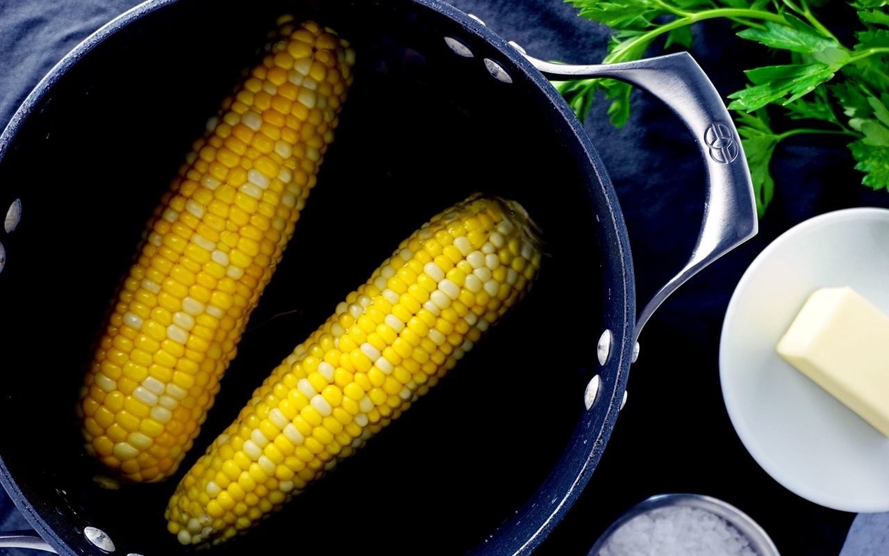 how-to-cook-sweet-corn-on-the-stove