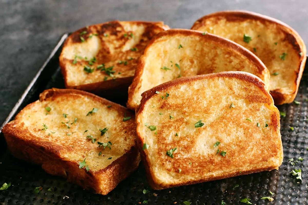 how-to-cook-texas-toast-in-an-air-fryer