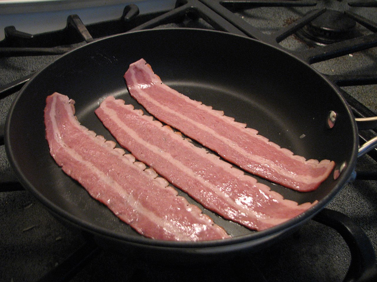 how-to-cook-turkey-bacon-on-stove
