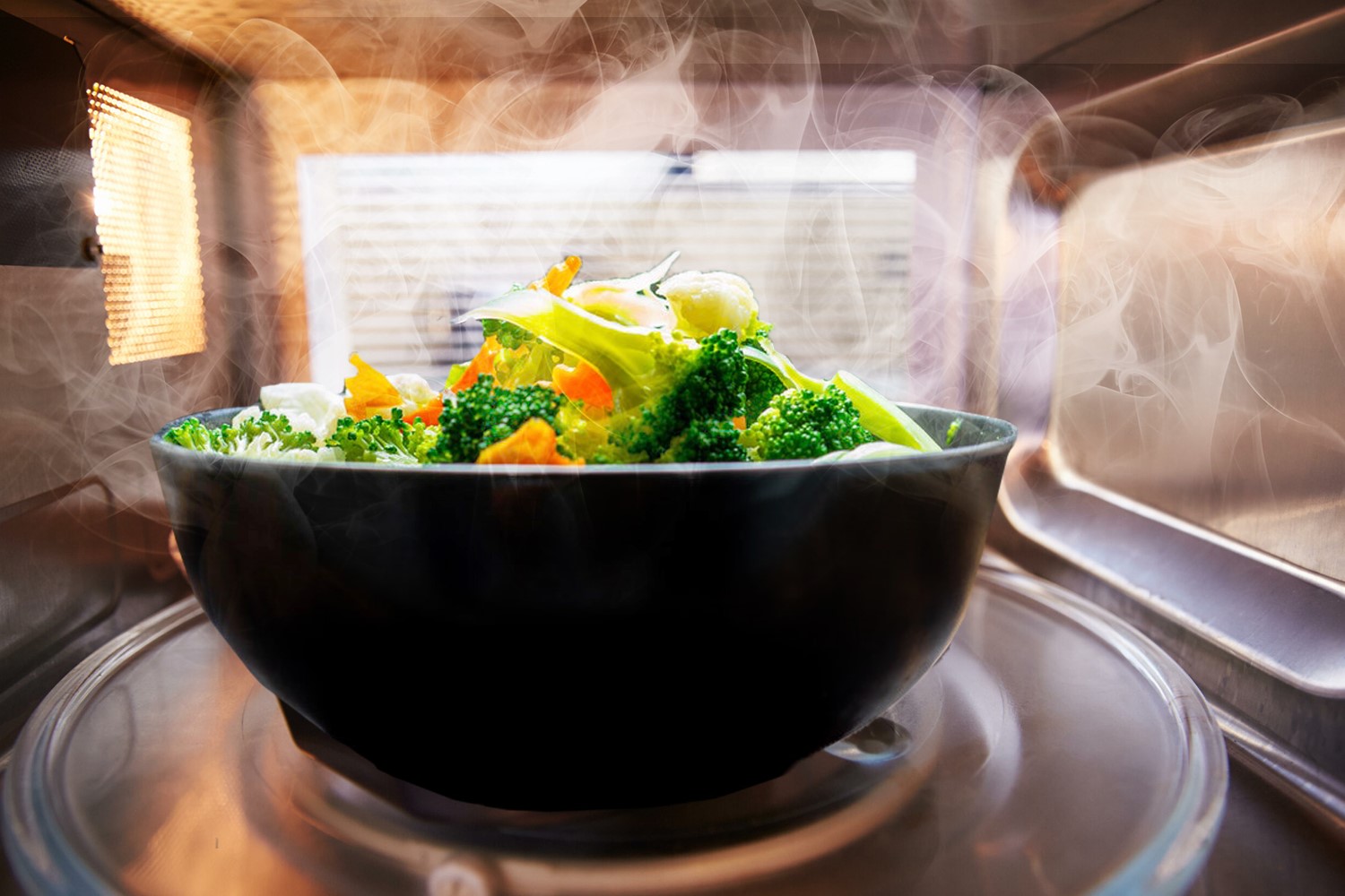 How to Steam Vegetables in the Microwave 