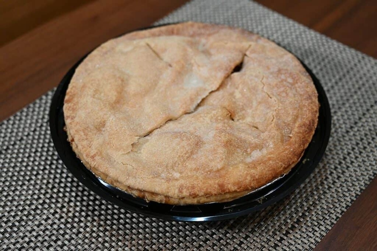 how-to-cut-a-costco-apple-pie