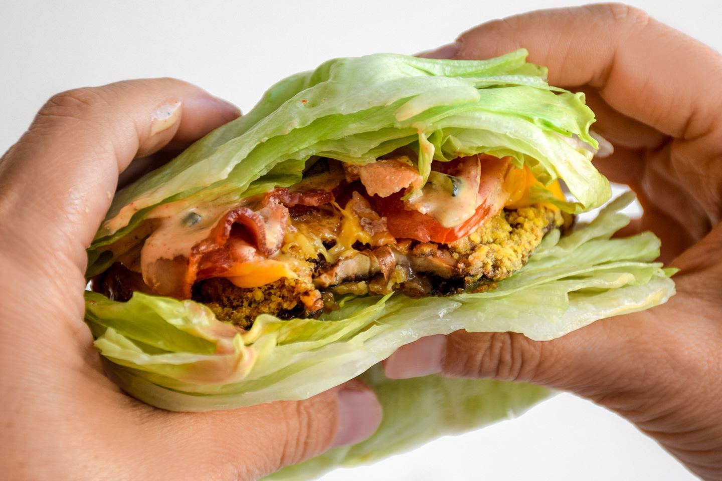 how-to-cut-a-head-of-lettuce-for-burgers