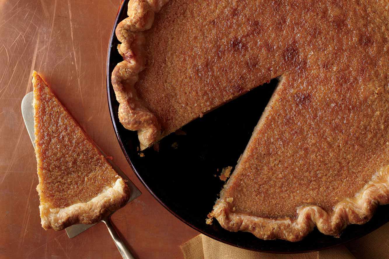 how-to-cut-a-pie-without-breaking-crust