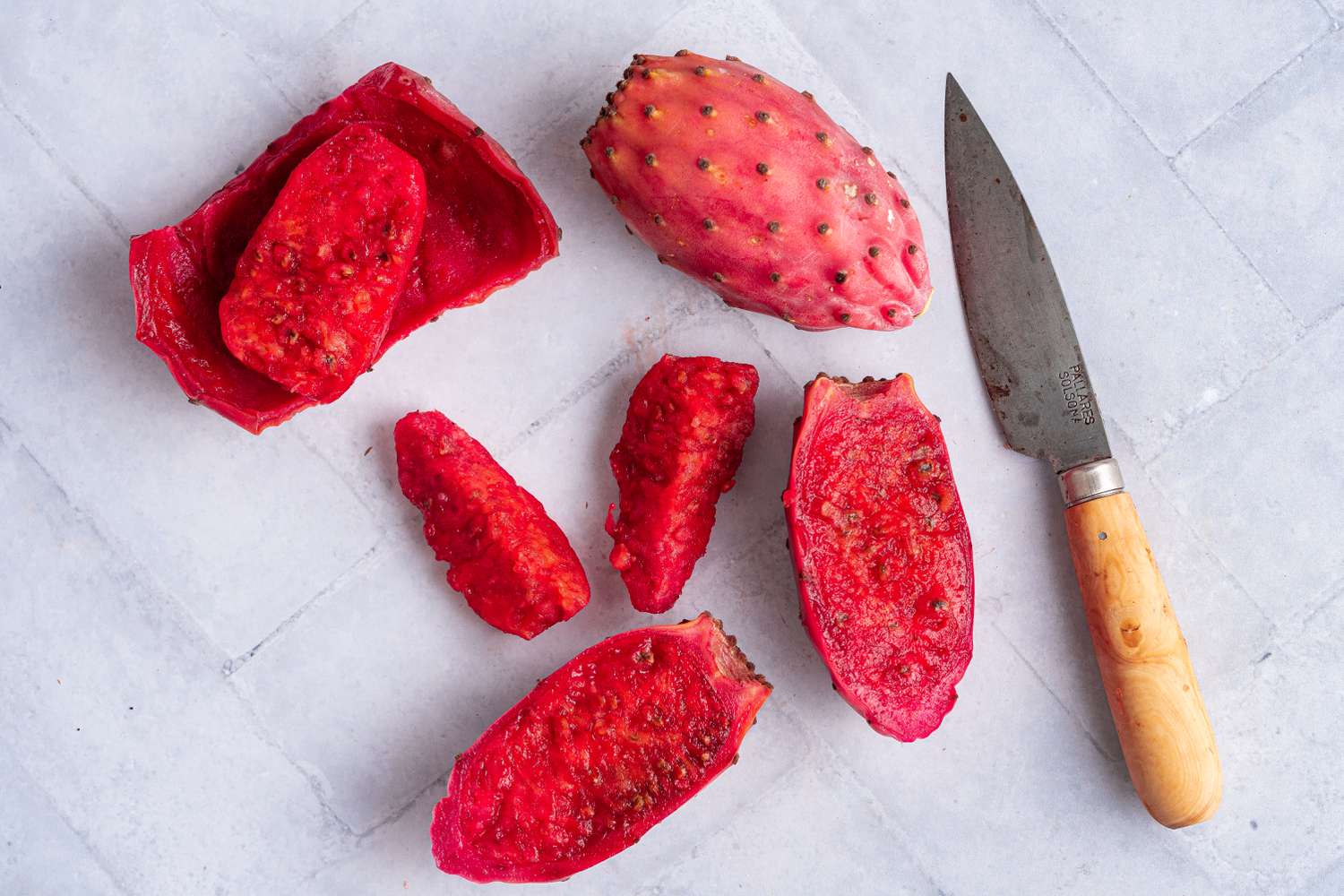 how-to-cut-a-prickly-pear
