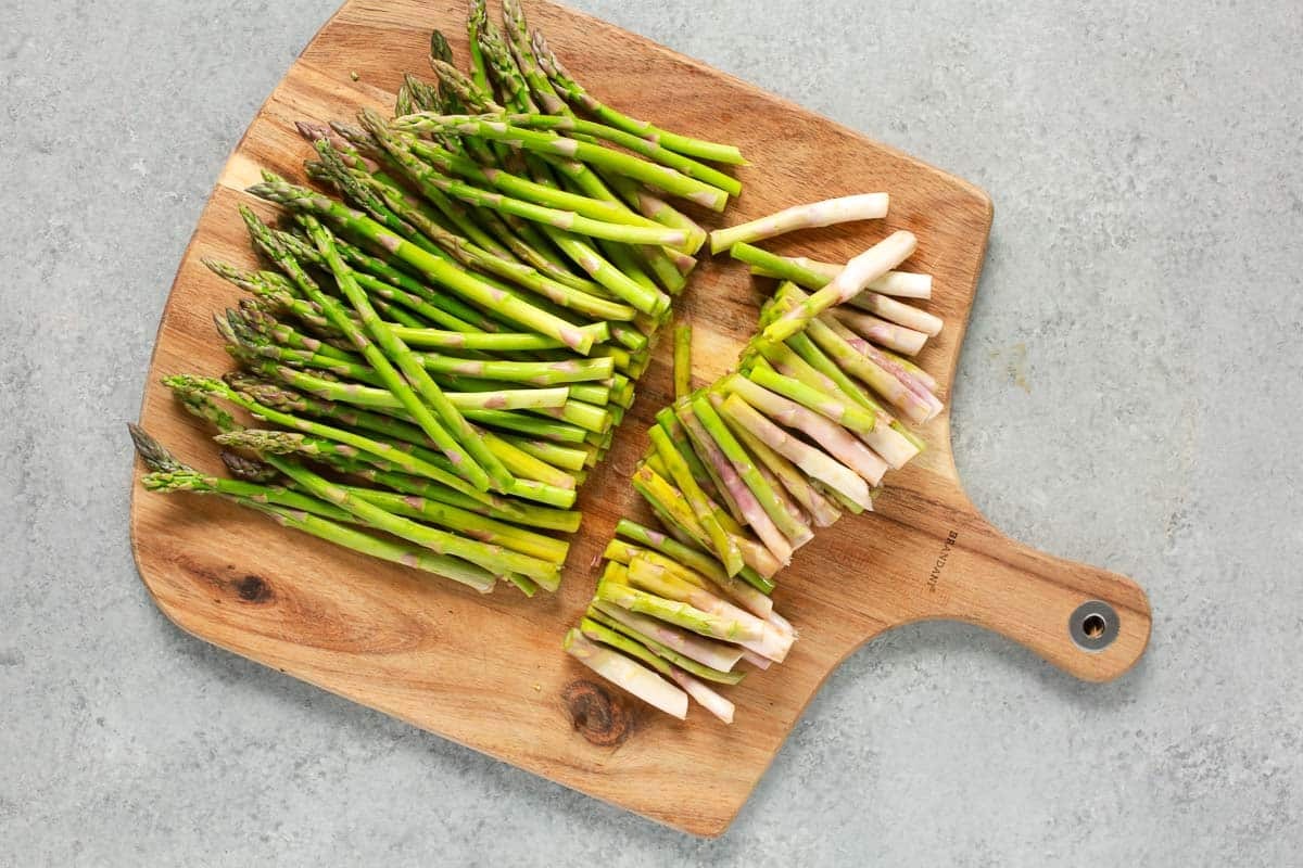 how-to-cut-asparagus-for-roasting
