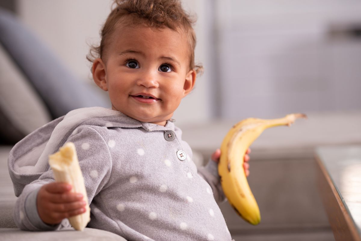 how-to-cut-banana-for-8-month-old