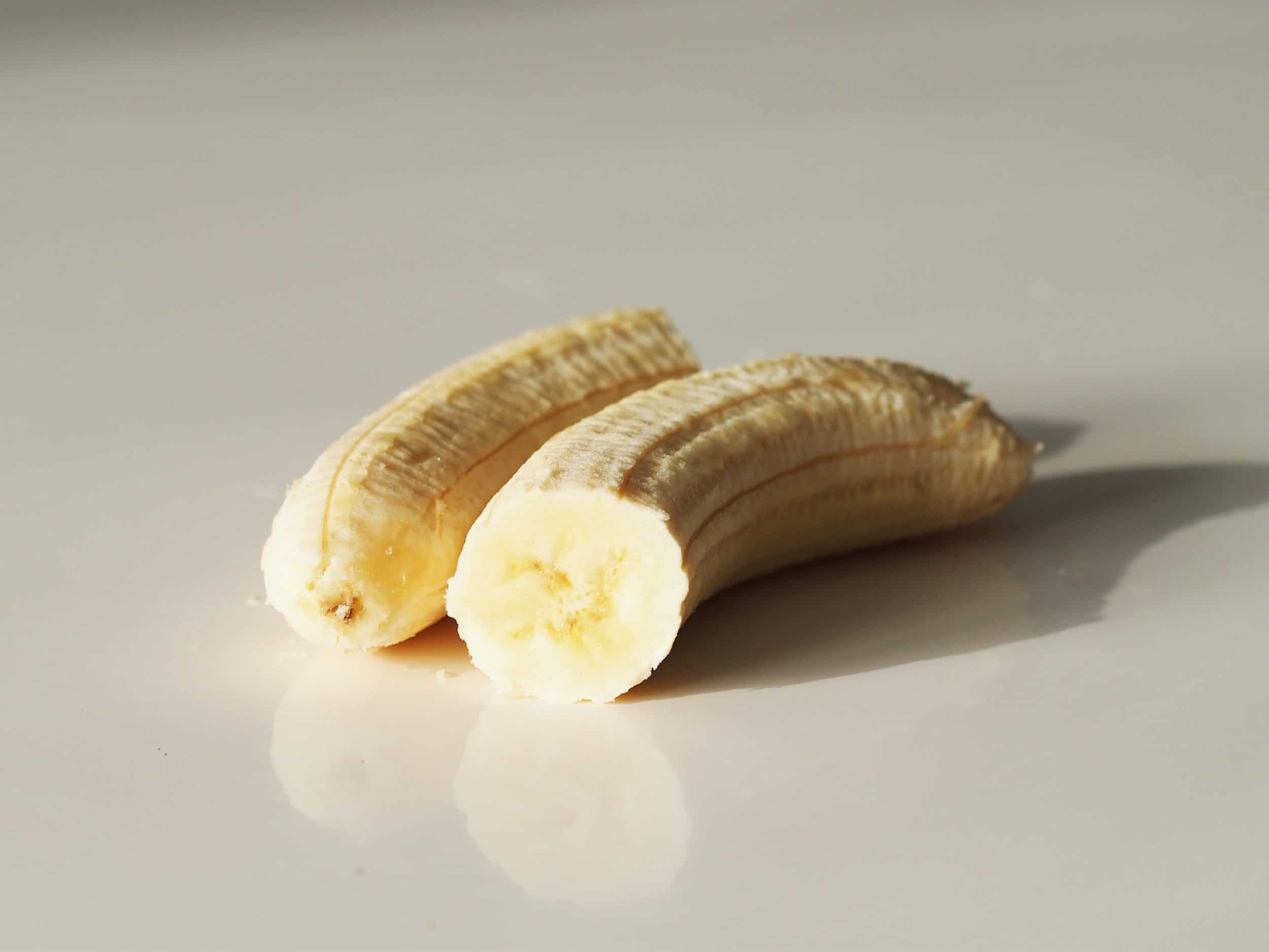 how-to-cut-banana-for-baby-6-months