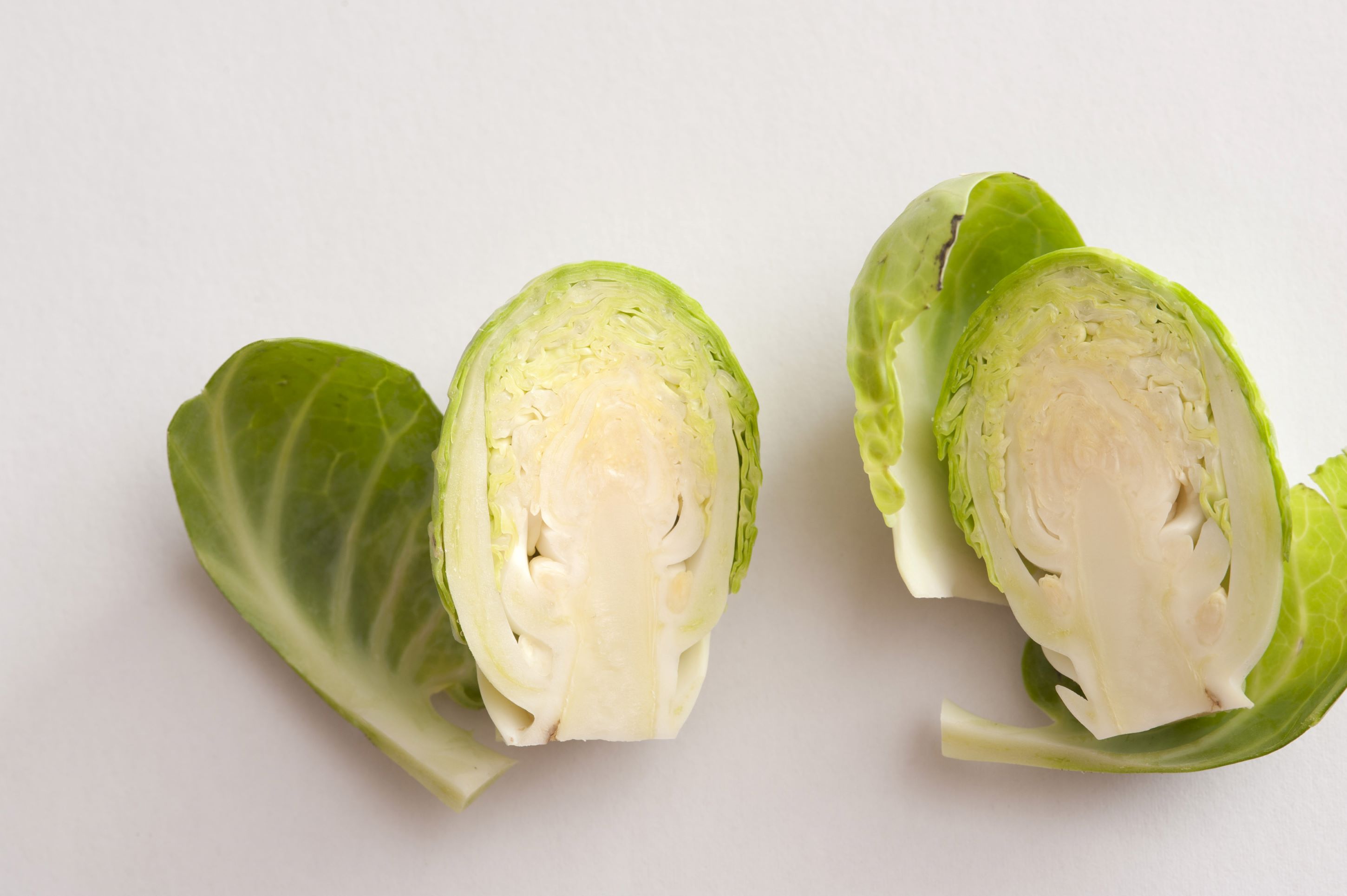 how-to-cut-brussel-sprouts-in-half